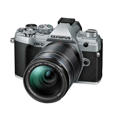 Olympus OM-D E-M5 III   M.Zuiko Digital ED 14-150mm f/4-5.6 II - Silver